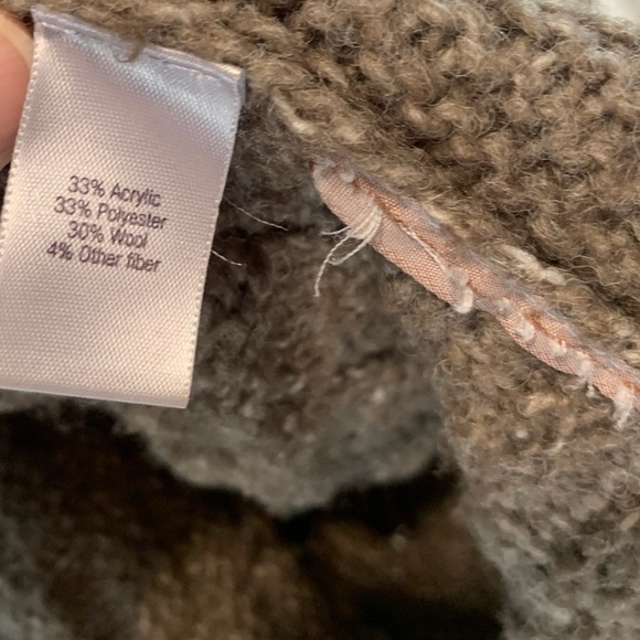 Jennifer Lopez Brown Poncho Style Sweater, Acrylic Polyester Wool Blend; Size XL - Picture 5 of 10